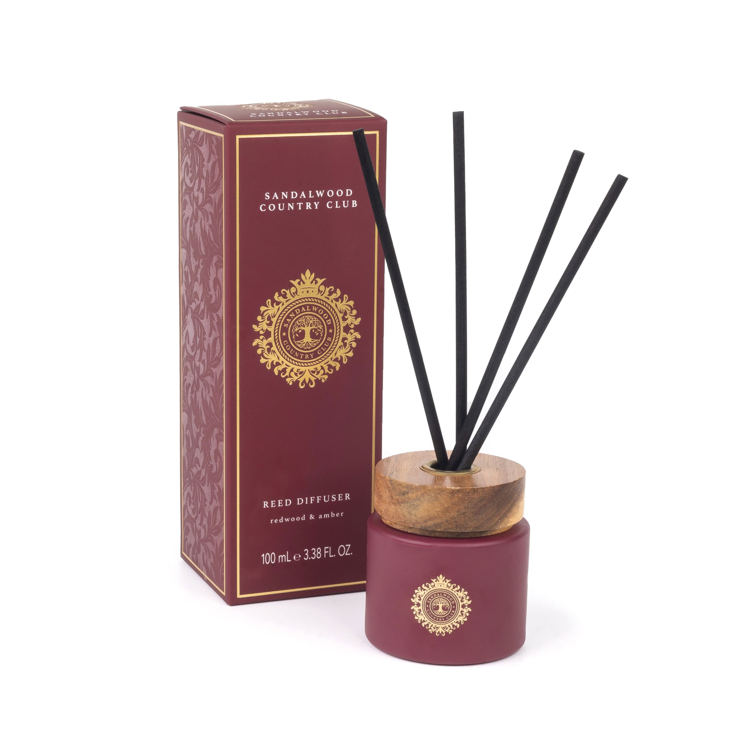Sandalwood-Red-Diffuser-8H0A8754_CMYK-scaled-1.jpg SANDALWOOD COUNTRY CLUB REDWOOD & AMBER DIFUZOR 100ML - slika 1